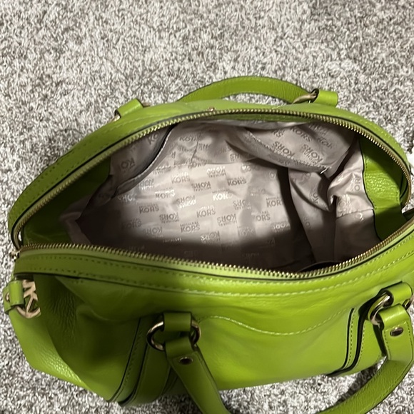 Michael Kors leather handbag - Picture 7 of 8